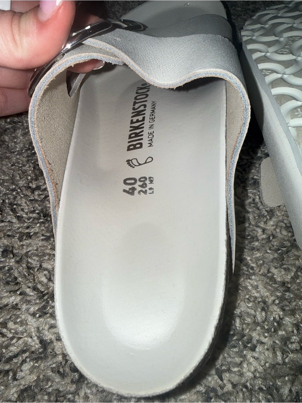 Birkenstock White Arizona Big Buckle Women’s Sandals - Picture 4 of 4